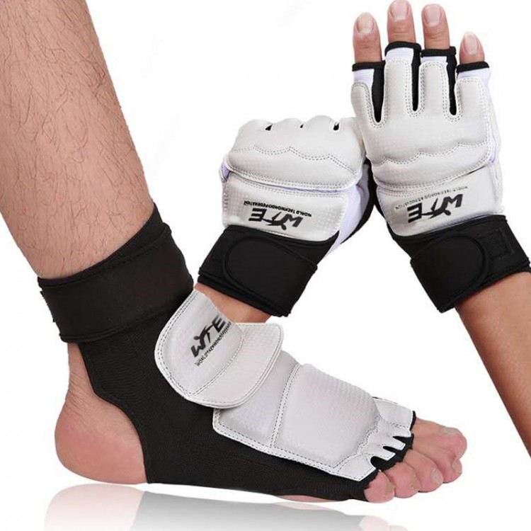 Taekwondo Hand Protectors+Foot Guards (White)