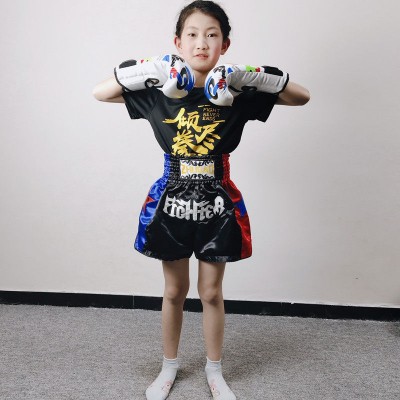 Black Shorts+Quick-dry T-shirt Printed with Gold Pattern